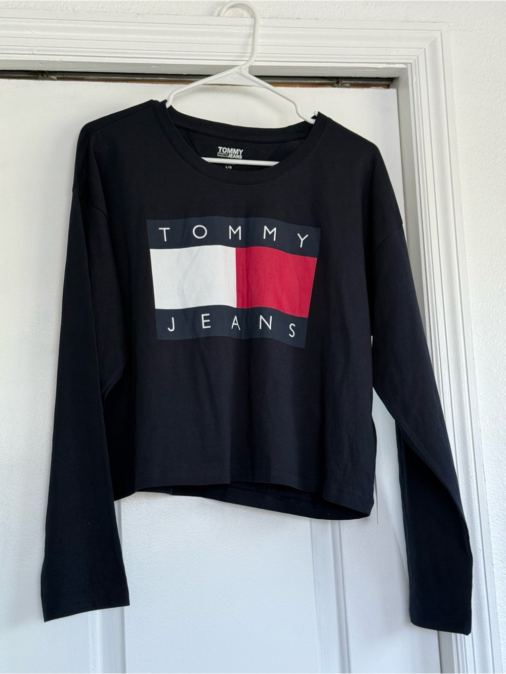 Tommy Hilfiger Black Long Sleeve Logo Cropped Tee with Red & White Flag